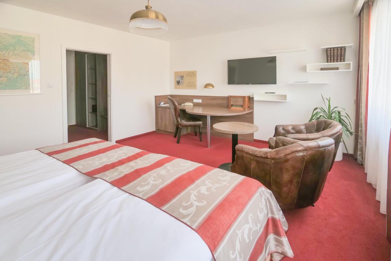 Hotel Zlata Hvezda Litomyšl Eksteriør bilde